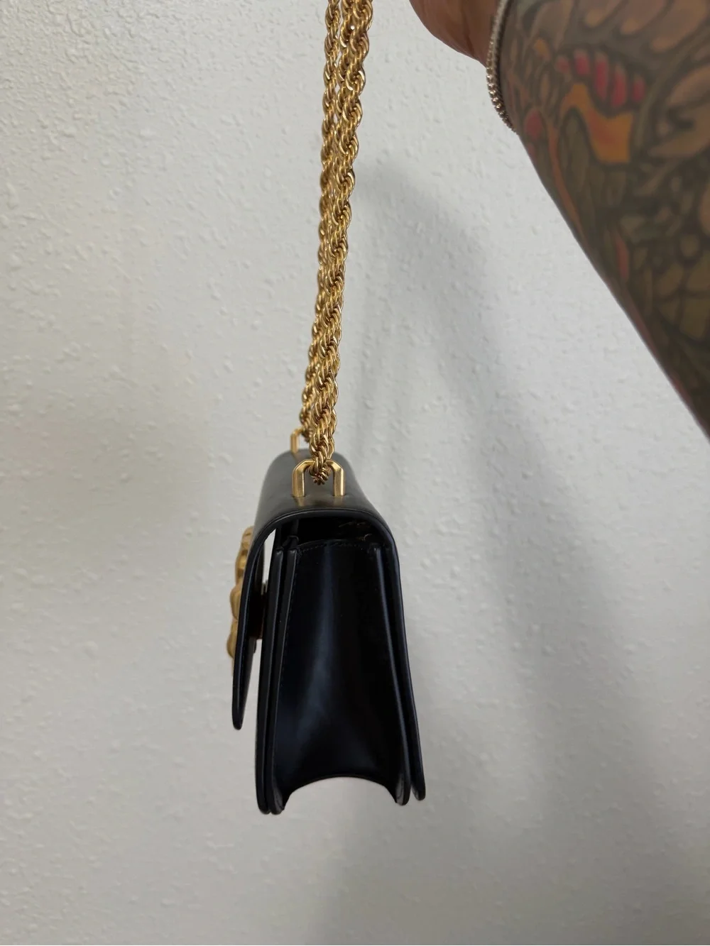 Tory Burch Black Leather Shoulder Bag with Gold Logo Chain